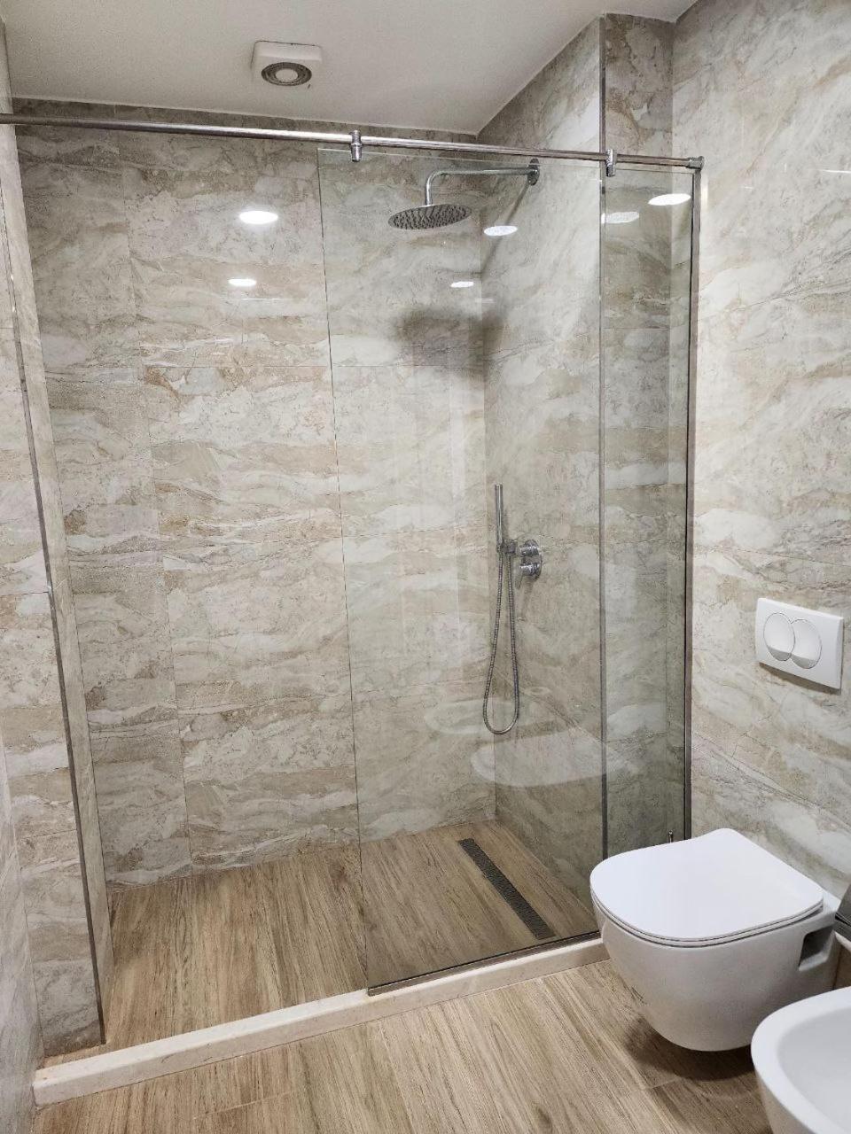 Hotel Maren Durrës 외부 사진